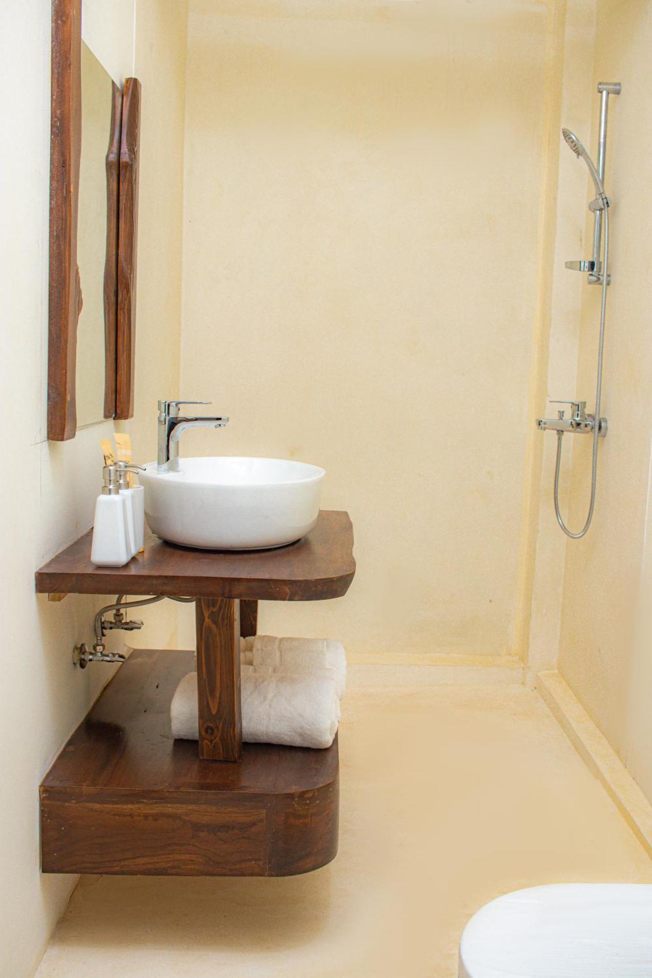 Spicepeek Boutique Hotel Cmb Airport Katunayaka Bagian luar foto